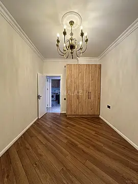 Satılır 3 otaqlı mənzil 105 m²