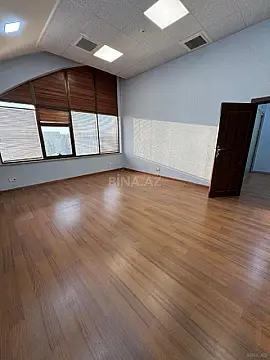 Kirayə verilir 3 otaqlı ofis 120 m² — Bakı, Nərimanov 3 otaq 120.00 m²