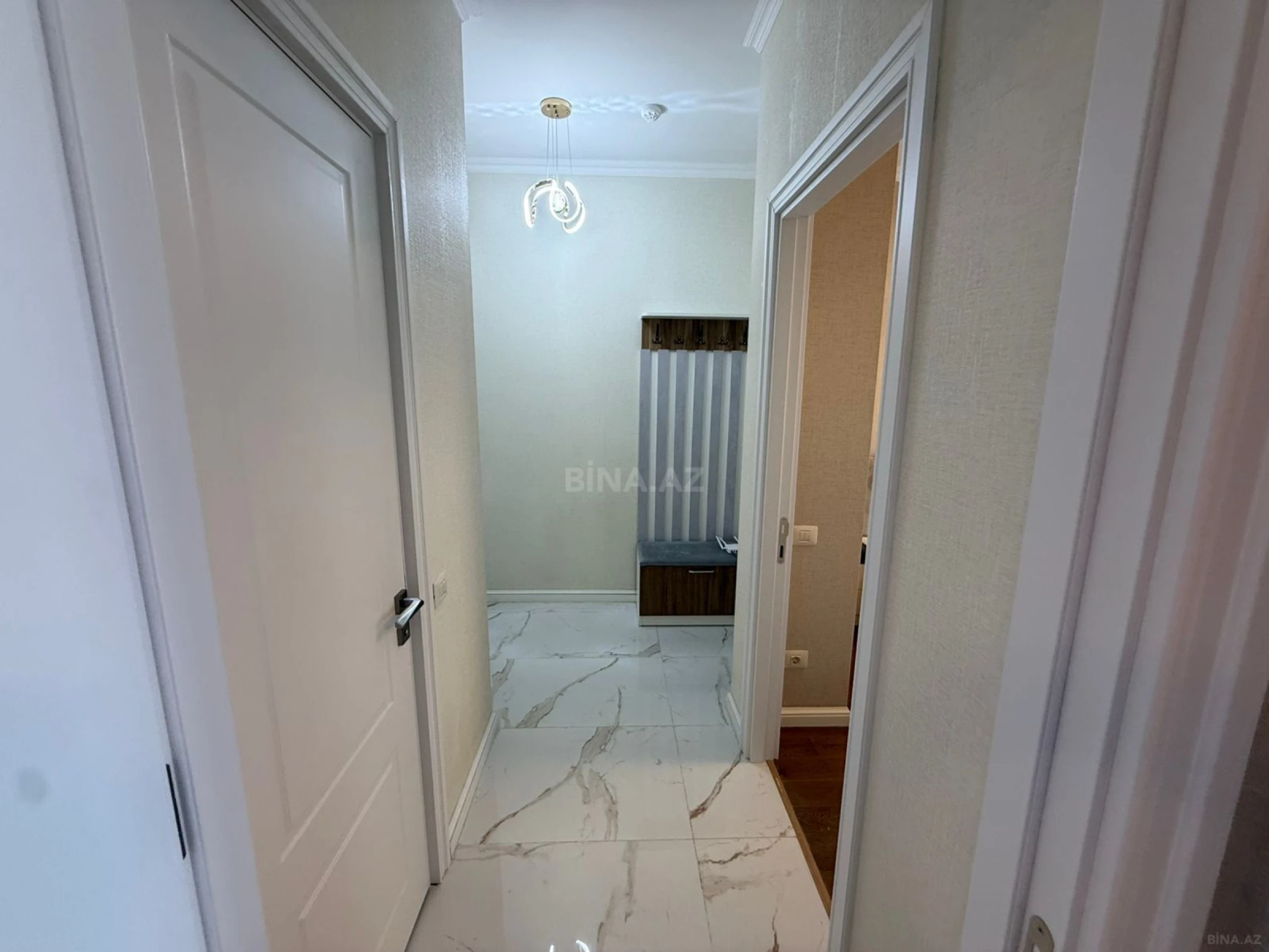 Kirayə verilir 2 otaqlı mənzil 60 m²