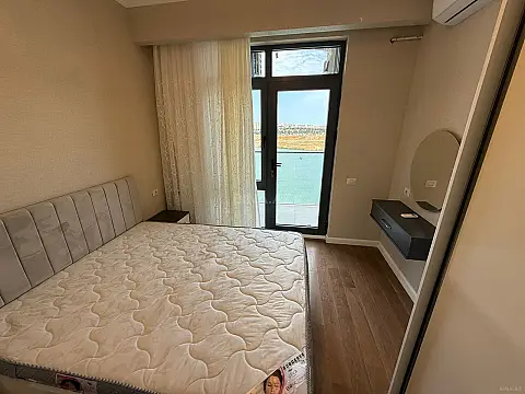 Kirayə verilir 2 otaqlı mənzil 60 m²
