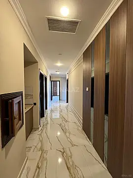 Satılır obyekt 550 m²