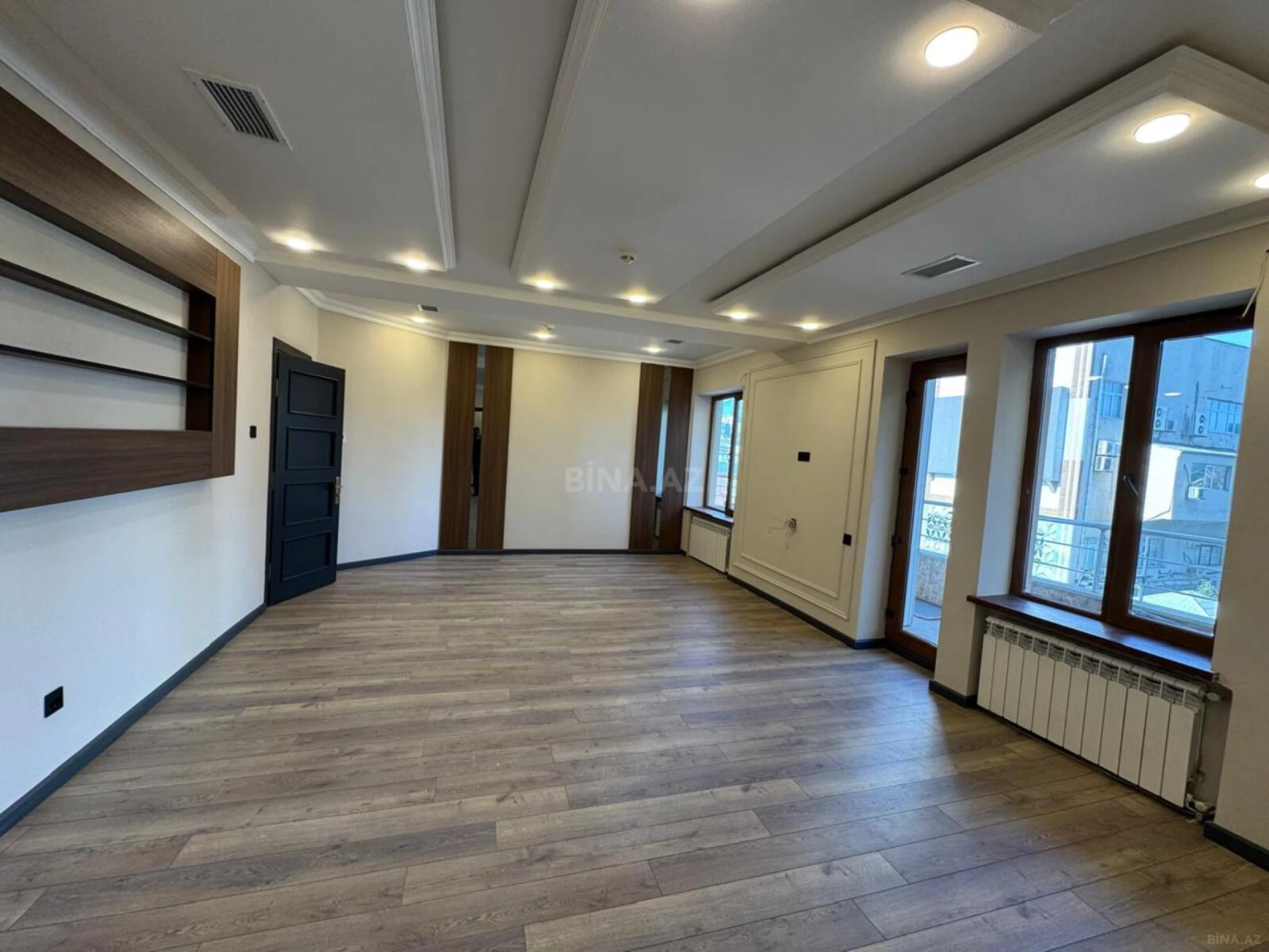 Satılır obyekt 550 m²