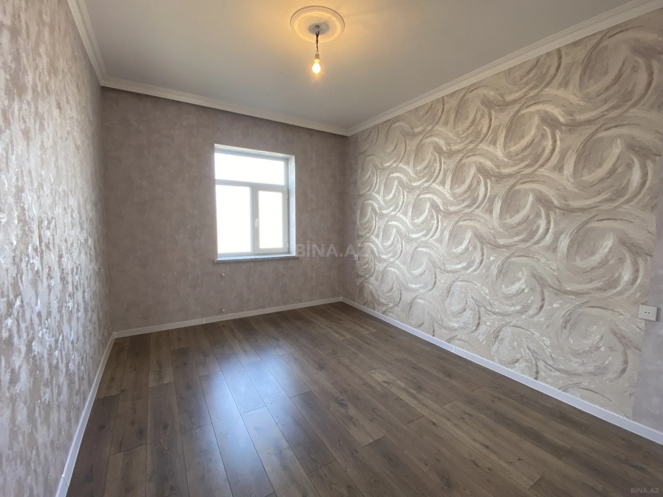 Satılır 4 otaqlı həyət evi 100 m²