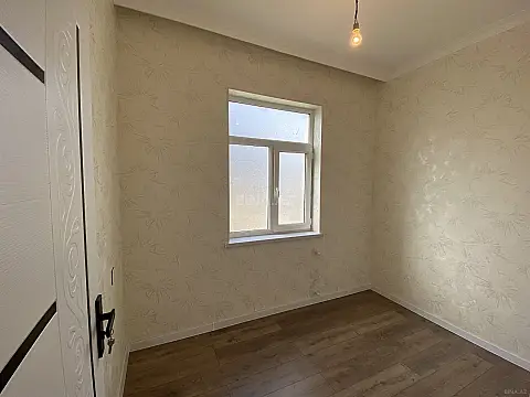 Satılır 4 otaqlı həyət evi 100 m²