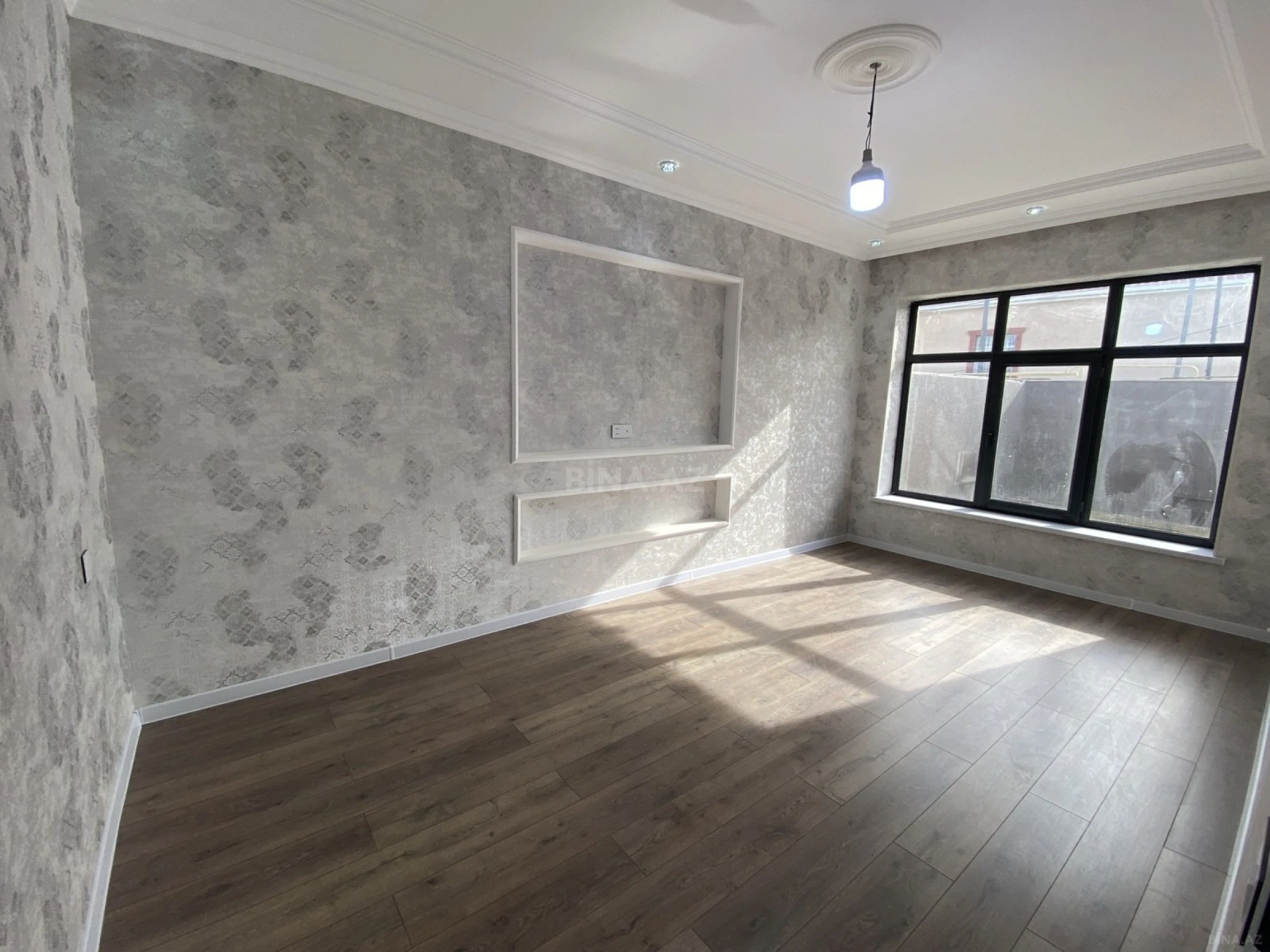 Satılır 4 otaqlı həyət evi 100 m²