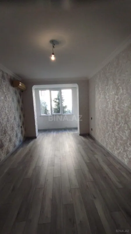 Satılır 4 otaqlı mənzil 105 m²