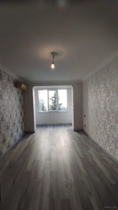 Satılır 4 otaqlı mənzil 105 m²