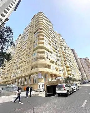 Satılır 2 otaqlı mənzil 70 m² — Bakı, 8-ci kilometr 2 otaq 70.00 m²