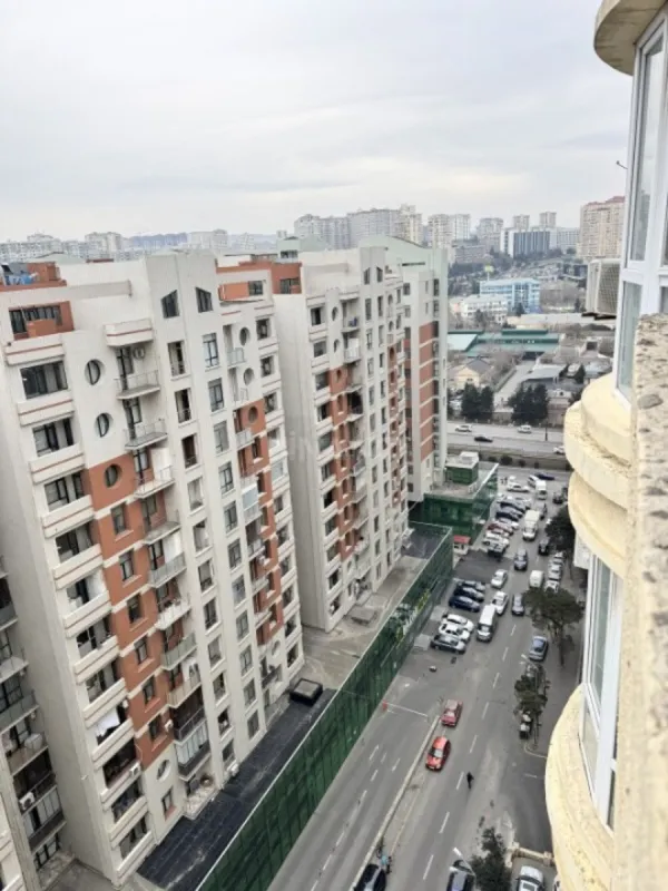 Satılır 2 otaqlı mənzil 70 m²