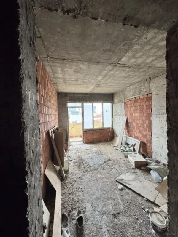 Satılır 2 otaqlı mənzil 70 m²