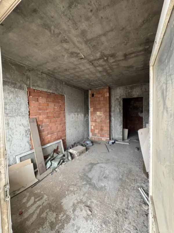 Satılır 2 otaqlı mənzil 70 m²