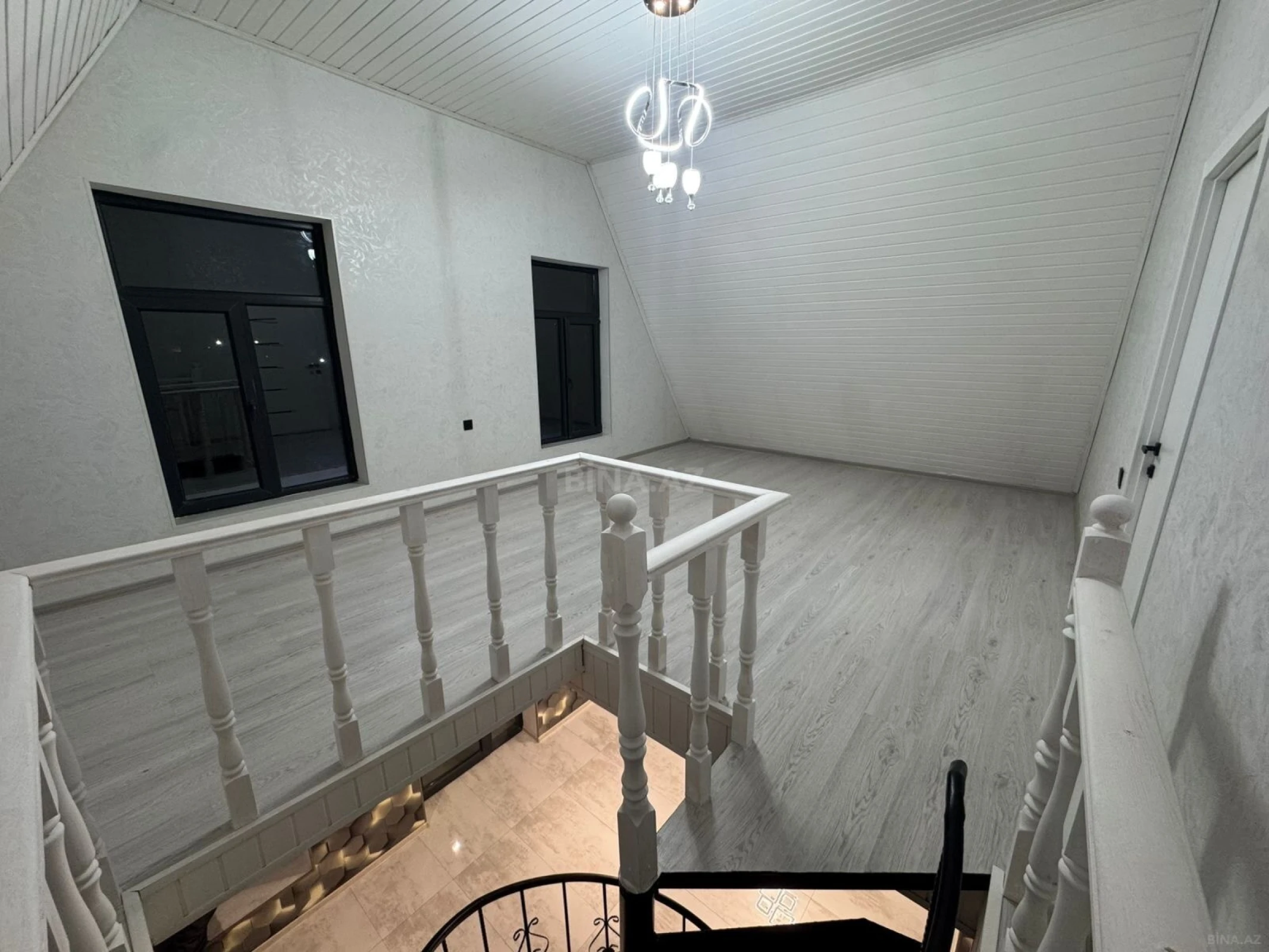 Satılır 3 otaqlı həyət evi 132 m²