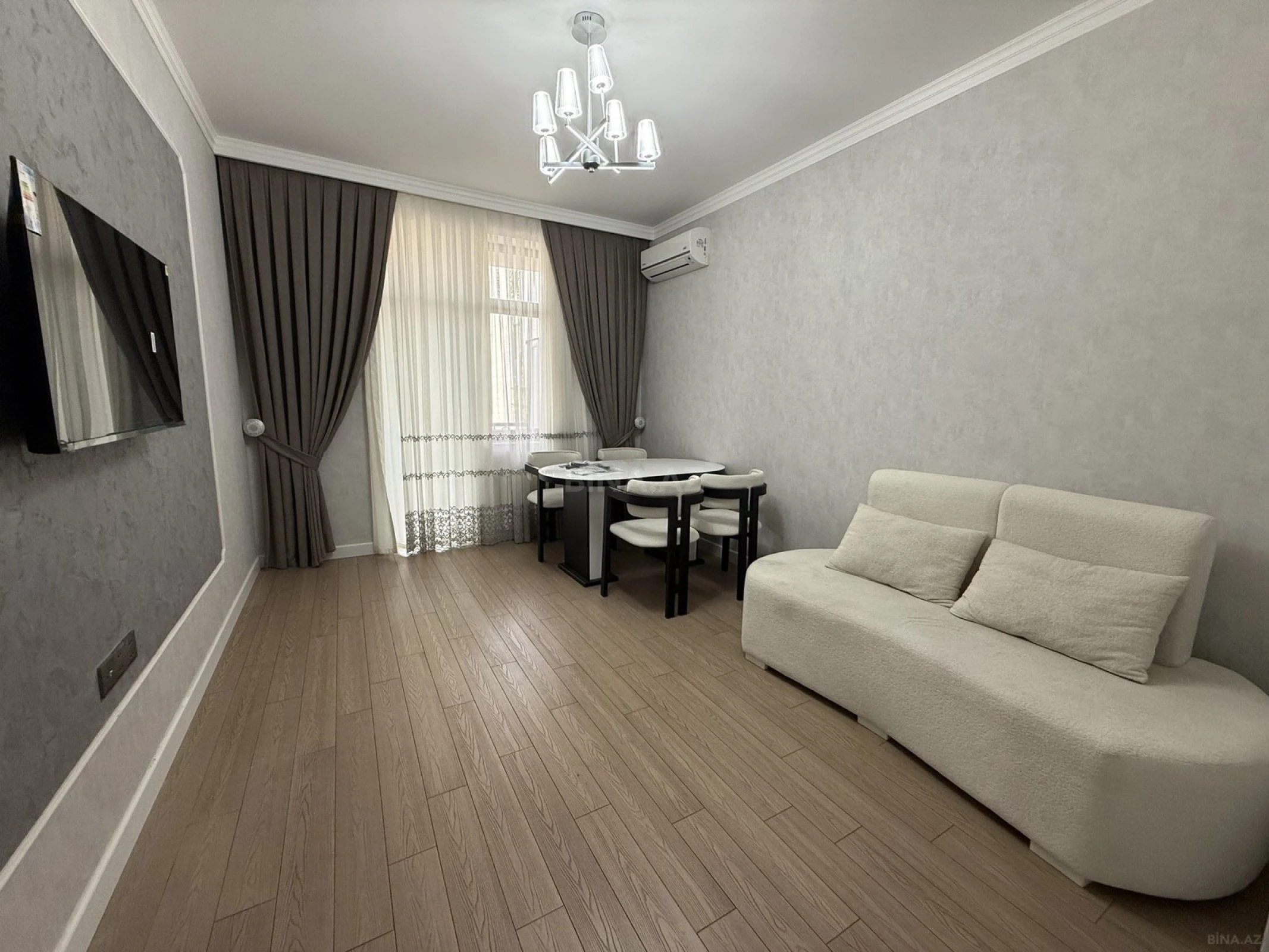 Kirayə verilir 2 otaqlı mənzil 60 m²