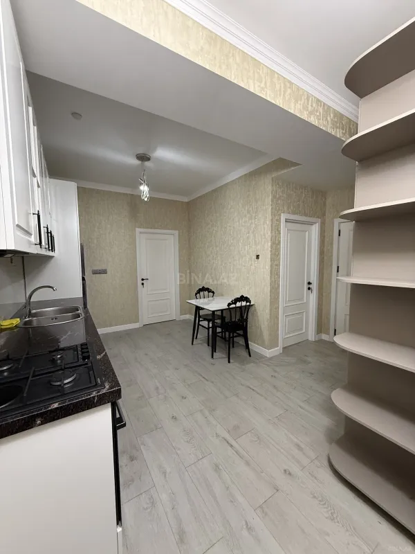 Kirayə verilir 2 otaqlı mənzil 60 m²