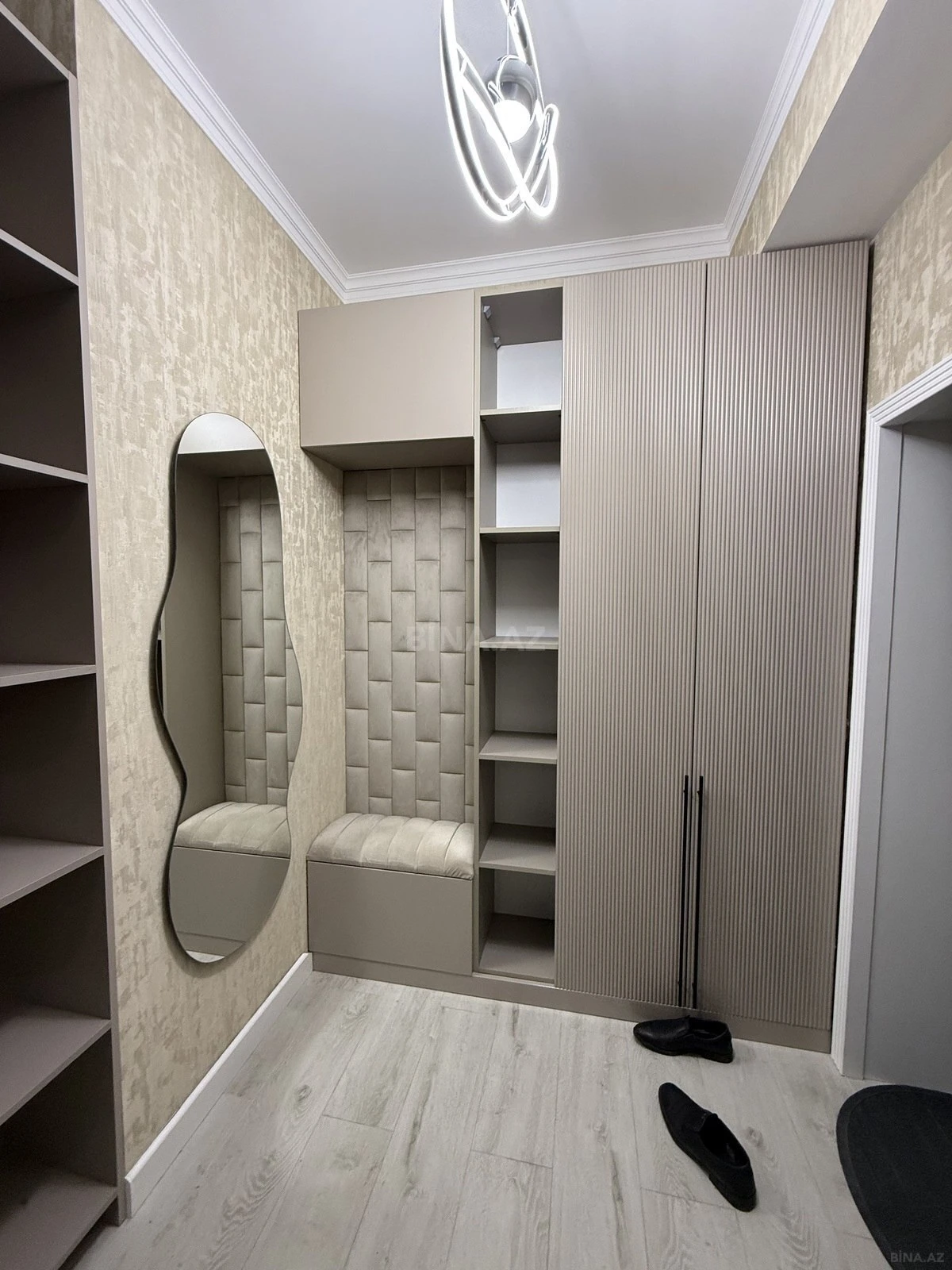 Kirayə verilir 2 otaqlı mənzil 60 m²