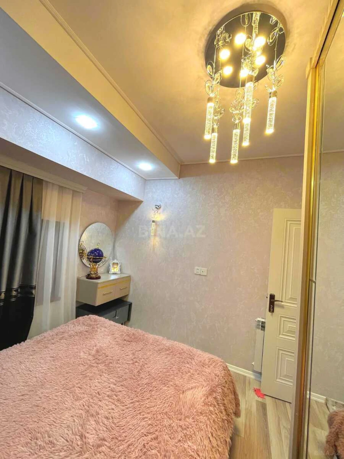 Satılır 2 otaqlı mənzil 50.5 m²