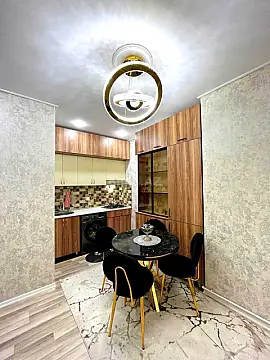 Satılır 2 otaqlı mənzil 50.5 m²