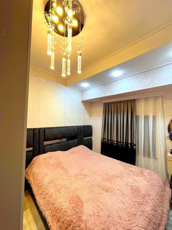 Satılır 2 otaqlı mənzil 50.5 m²