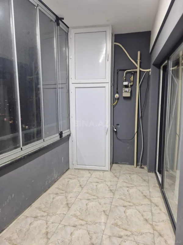 Kirayə verilir 2 otaqlı mənzil 67 m²
