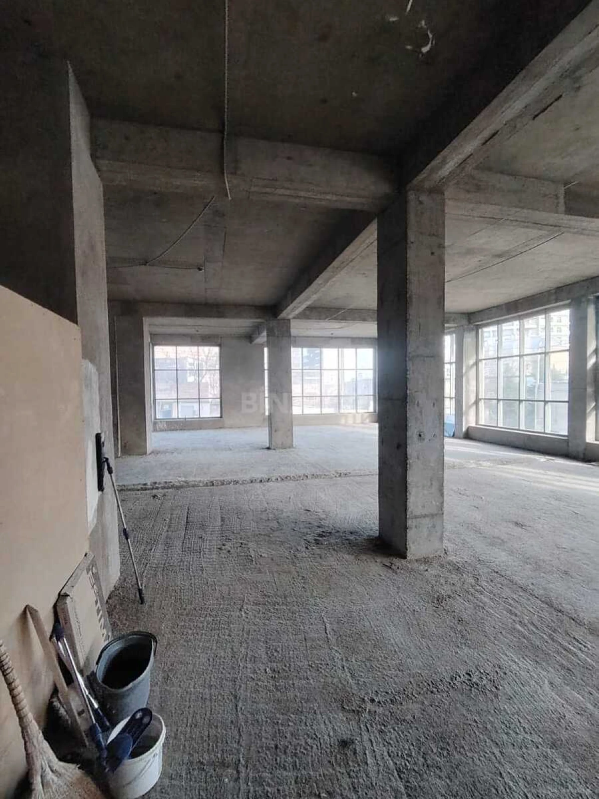 Kirayə verilir obyekt 400 m²