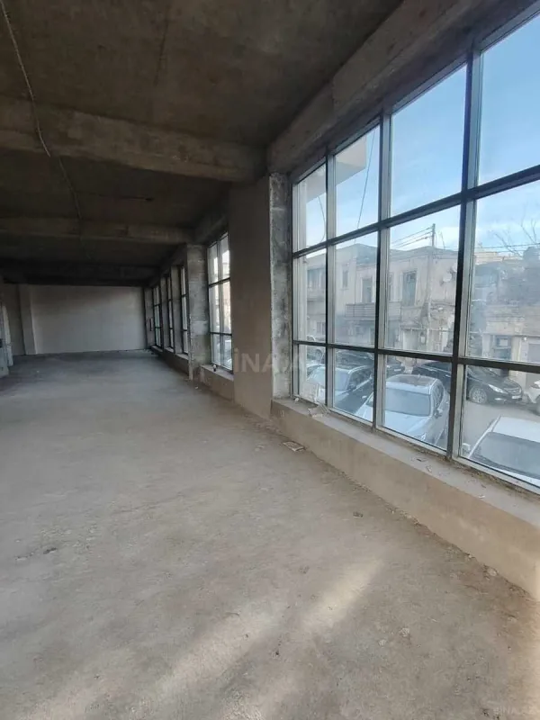 Kirayə verilir obyekt 400 m²