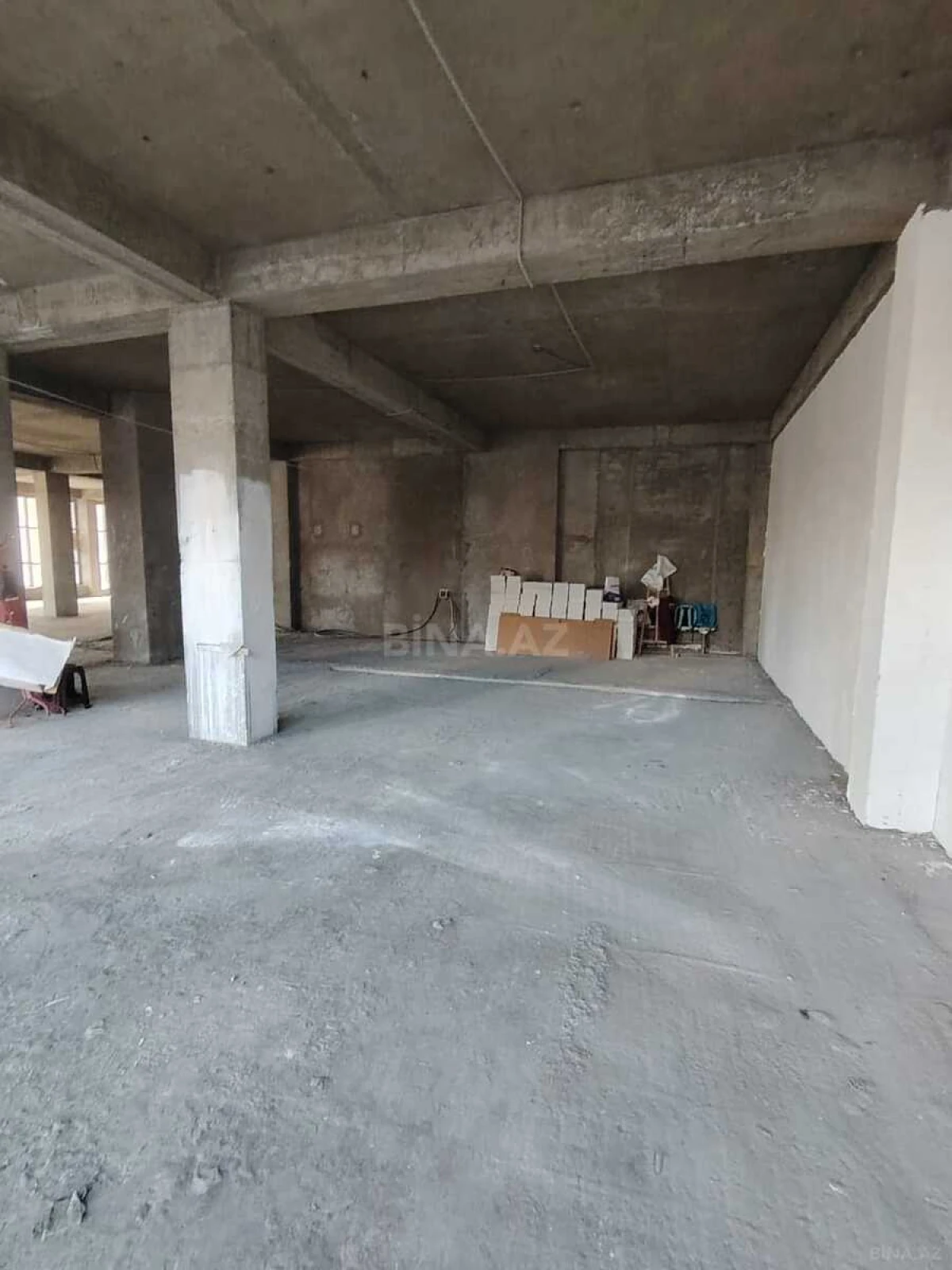 Kirayə verilir obyekt 400 m²