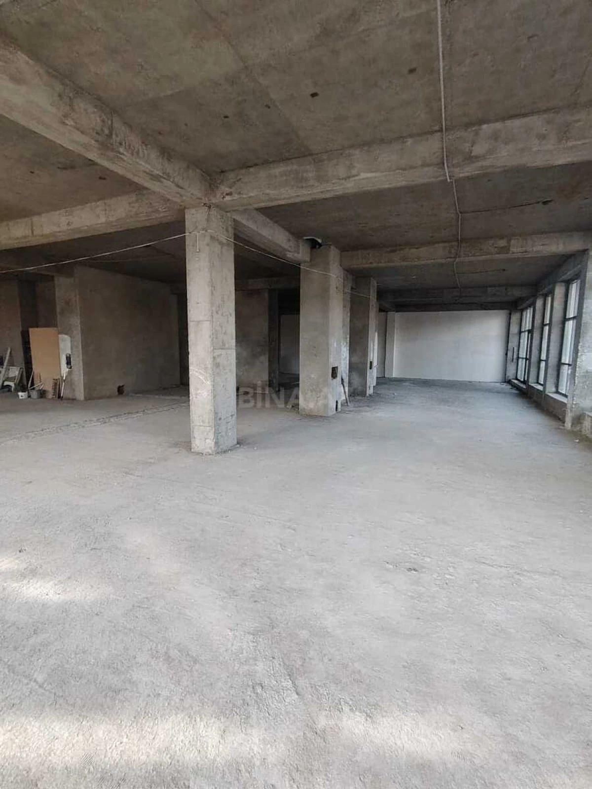 Kirayə verilir obyekt 400 m²