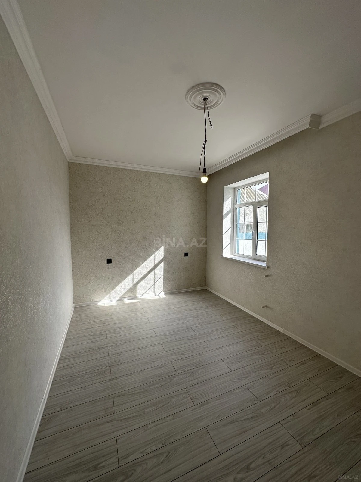 Satılır 2 otaqlı həyət evi 55 m²