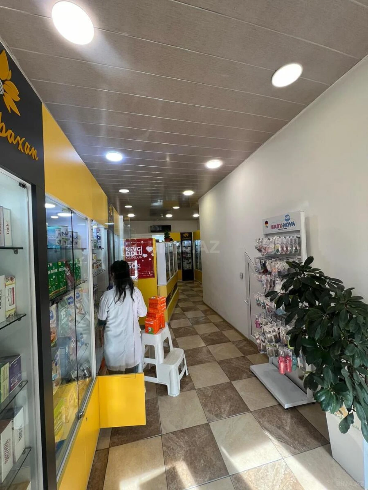 Satılır 14 otaqlı həyət evi 240 m²