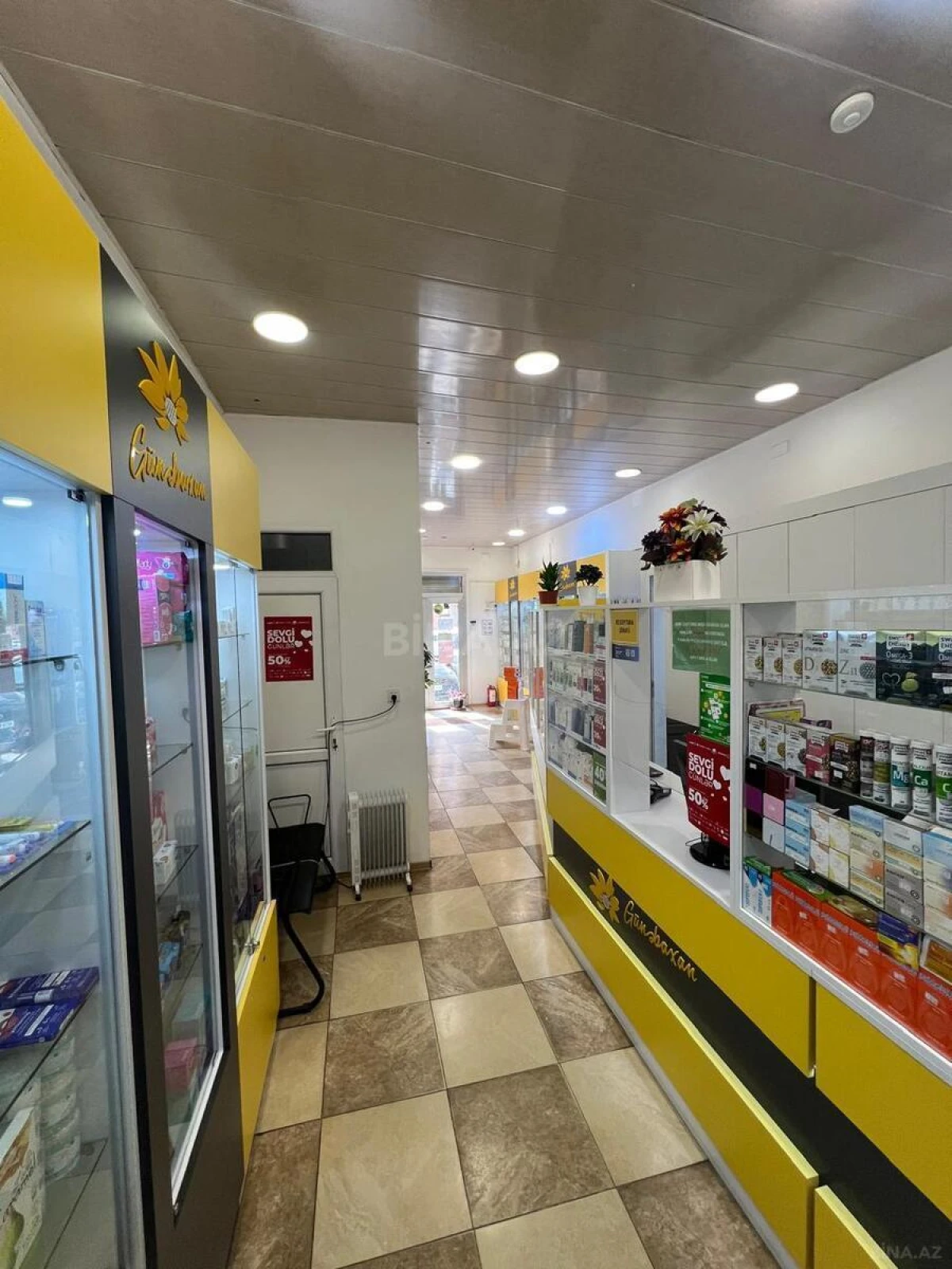 Satılır 14 otaqlı həyət evi 240 m²