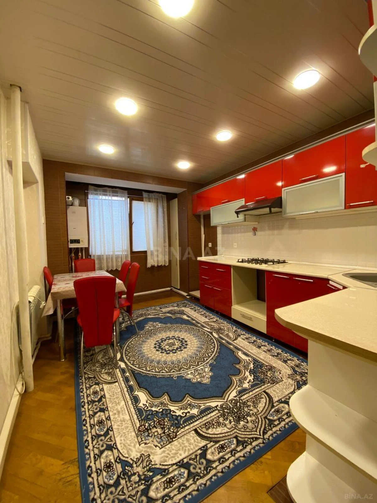 Satılır 2 otaqlı mənzil 60 m²