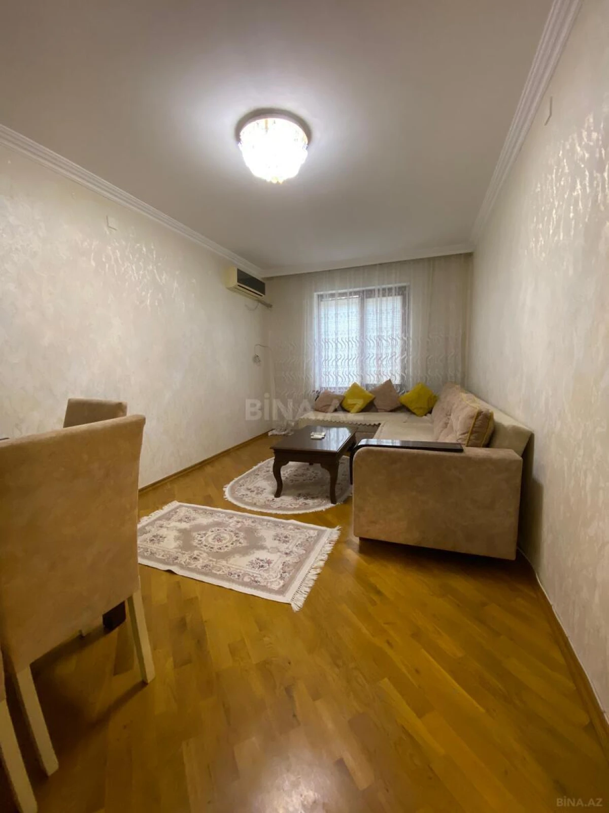 Satılır 2 otaqlı mənzil 60 m²