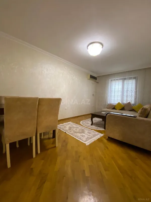 Satılır 2 otaqlı mənzil 60 m²
