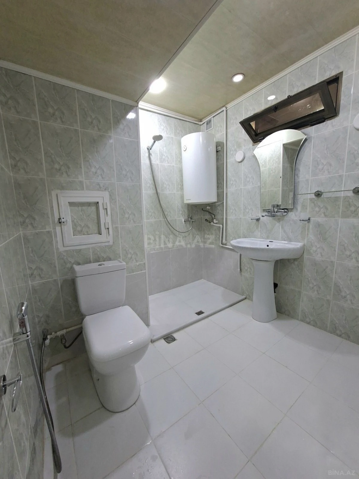 Satılır 3 otaqlı mənzil 90 m²