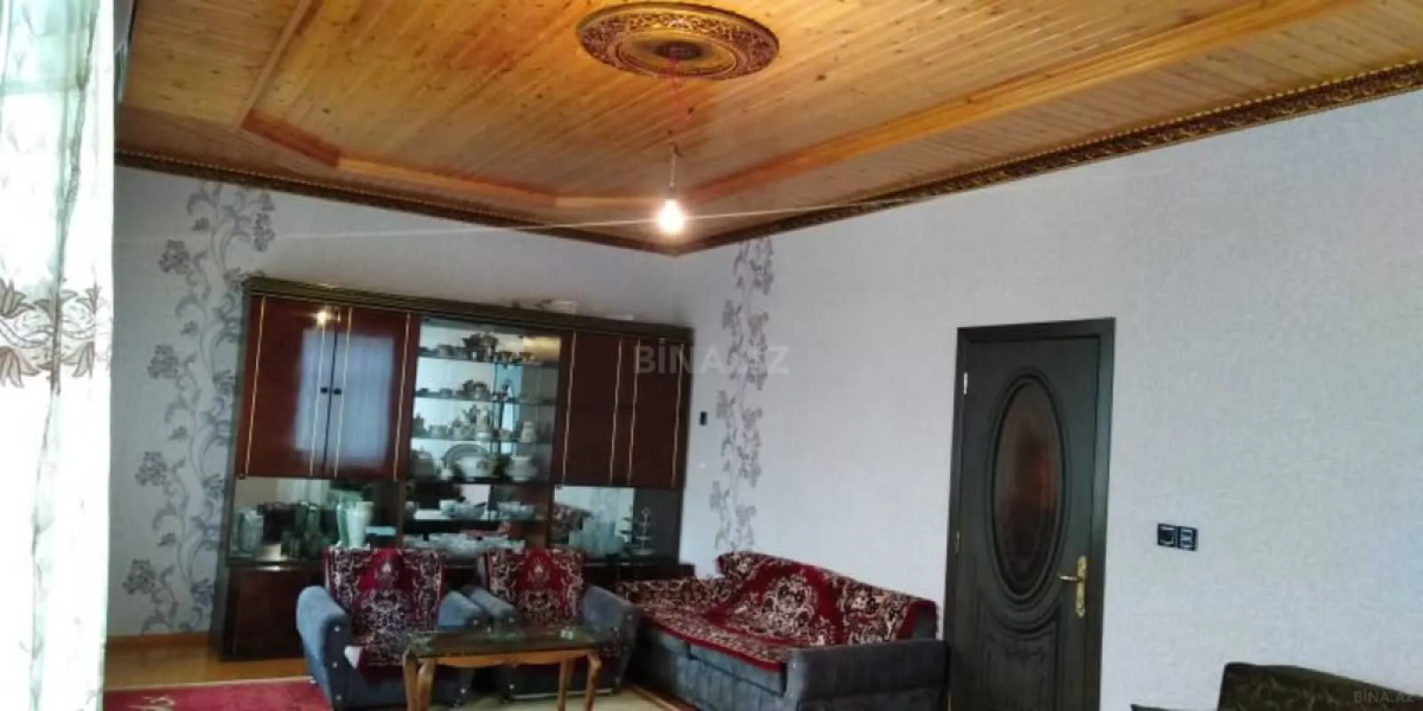 Satılır 5 otaqlı həyət evi 140 m²