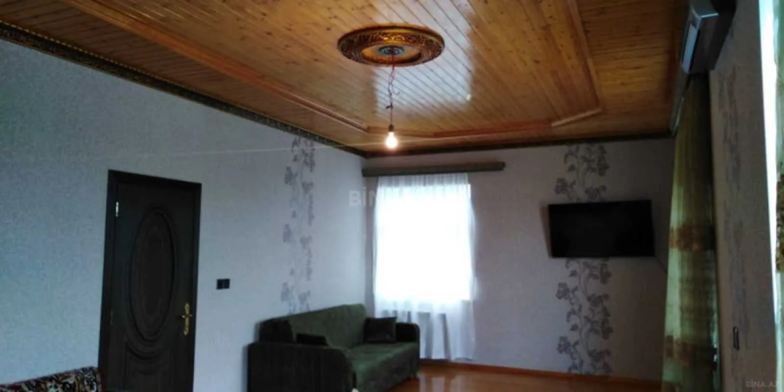 Satılır 5 otaqlı həyət evi 140 m²