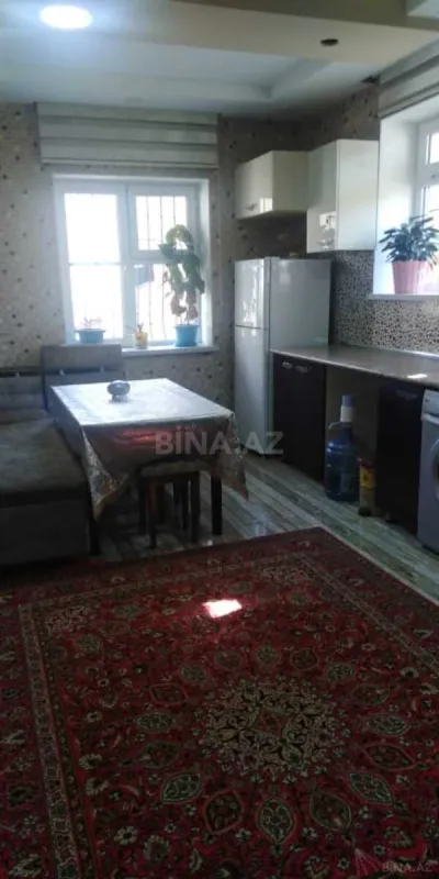 Satılır 5 otaqlı həyət evi 140 m²