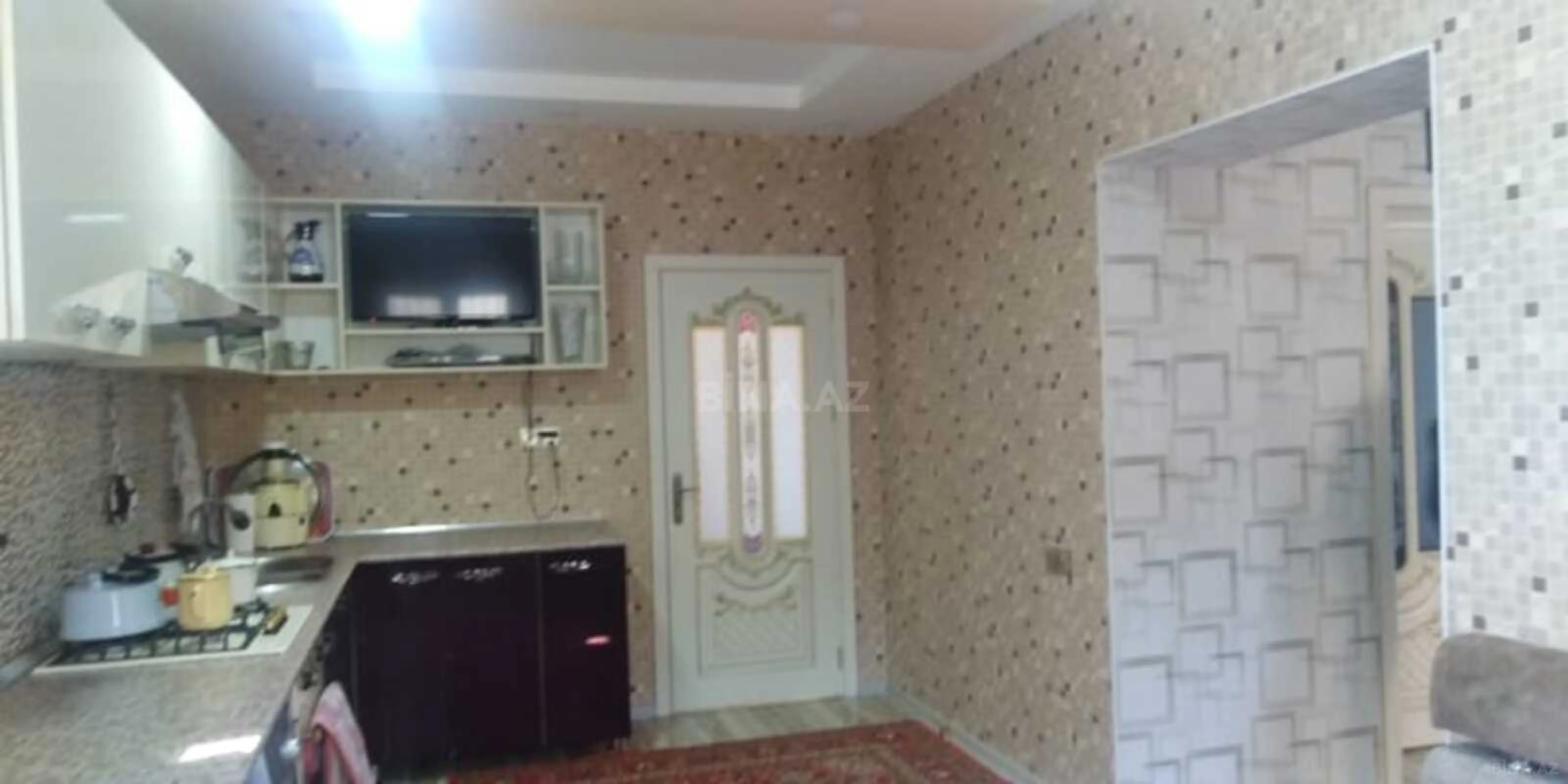 Satılır 5 otaqlı həyət evi 140 m²