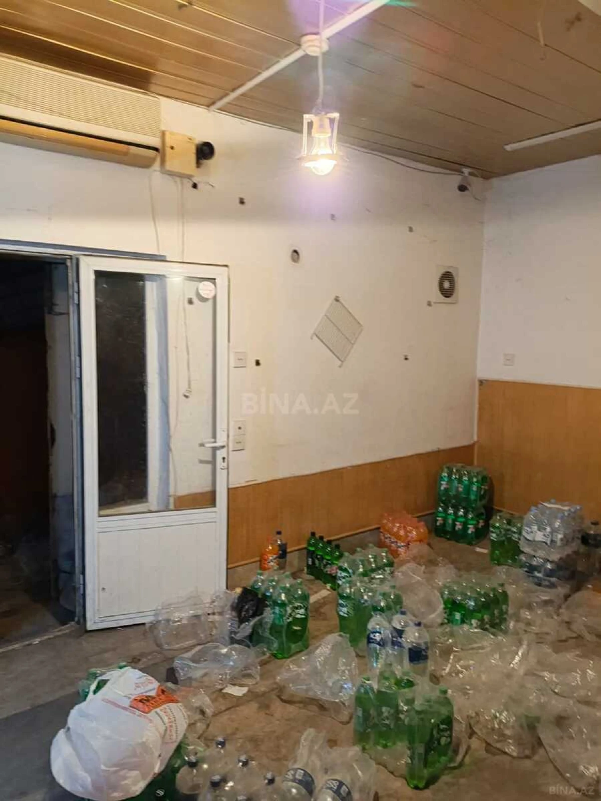 Satılır obyekt 47 m²