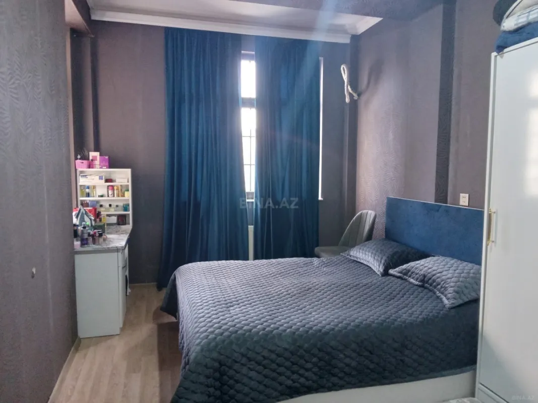 Satılır 2 otaqlı mənzil 60 m²