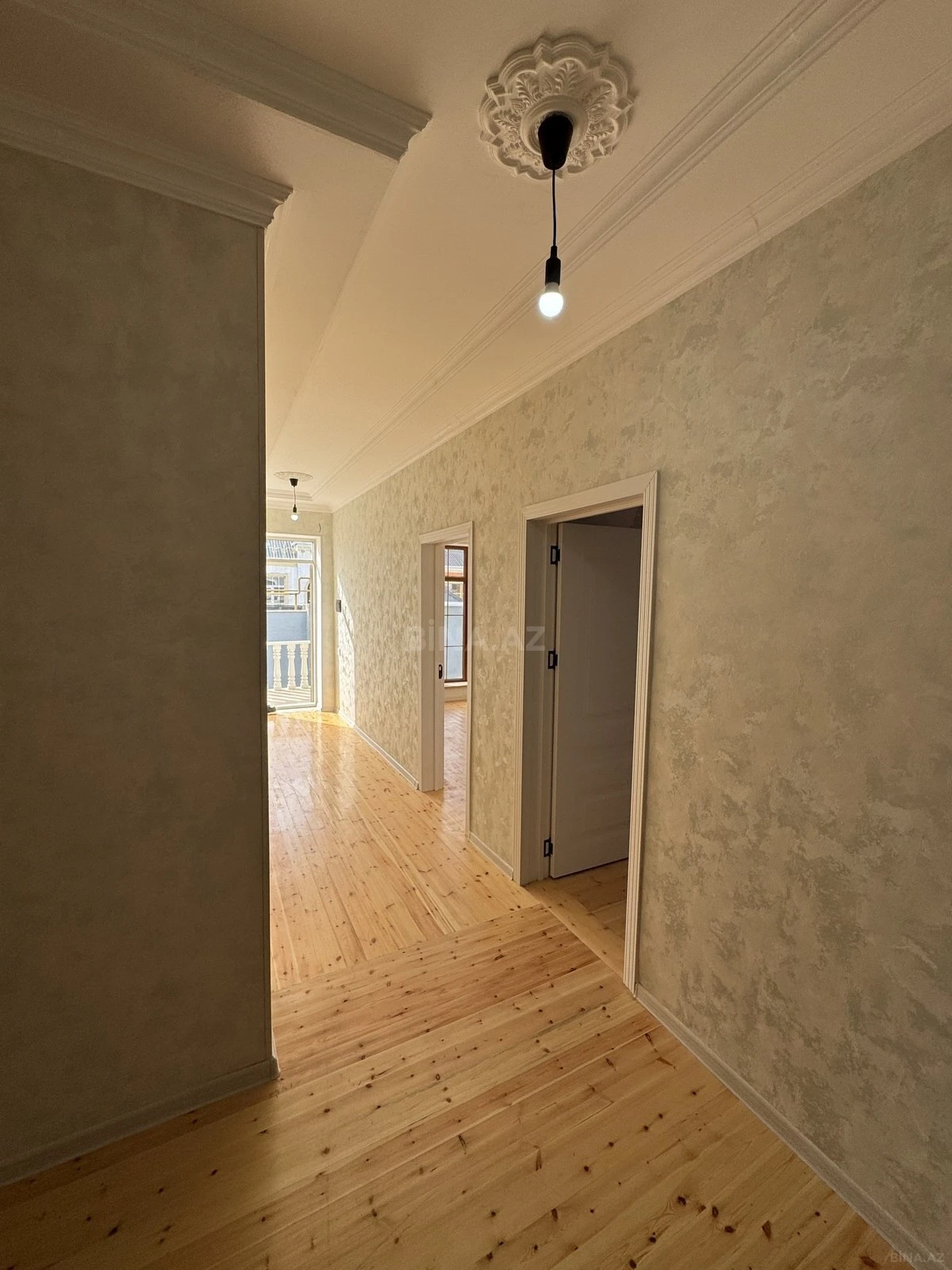 Satılır 4 otaqlı həyət evi 125 m²