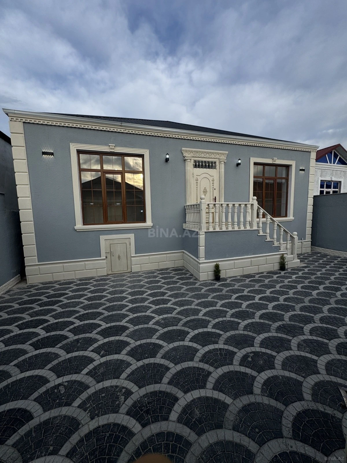 Satılır 4 otaqlı həyət evi 125 m²