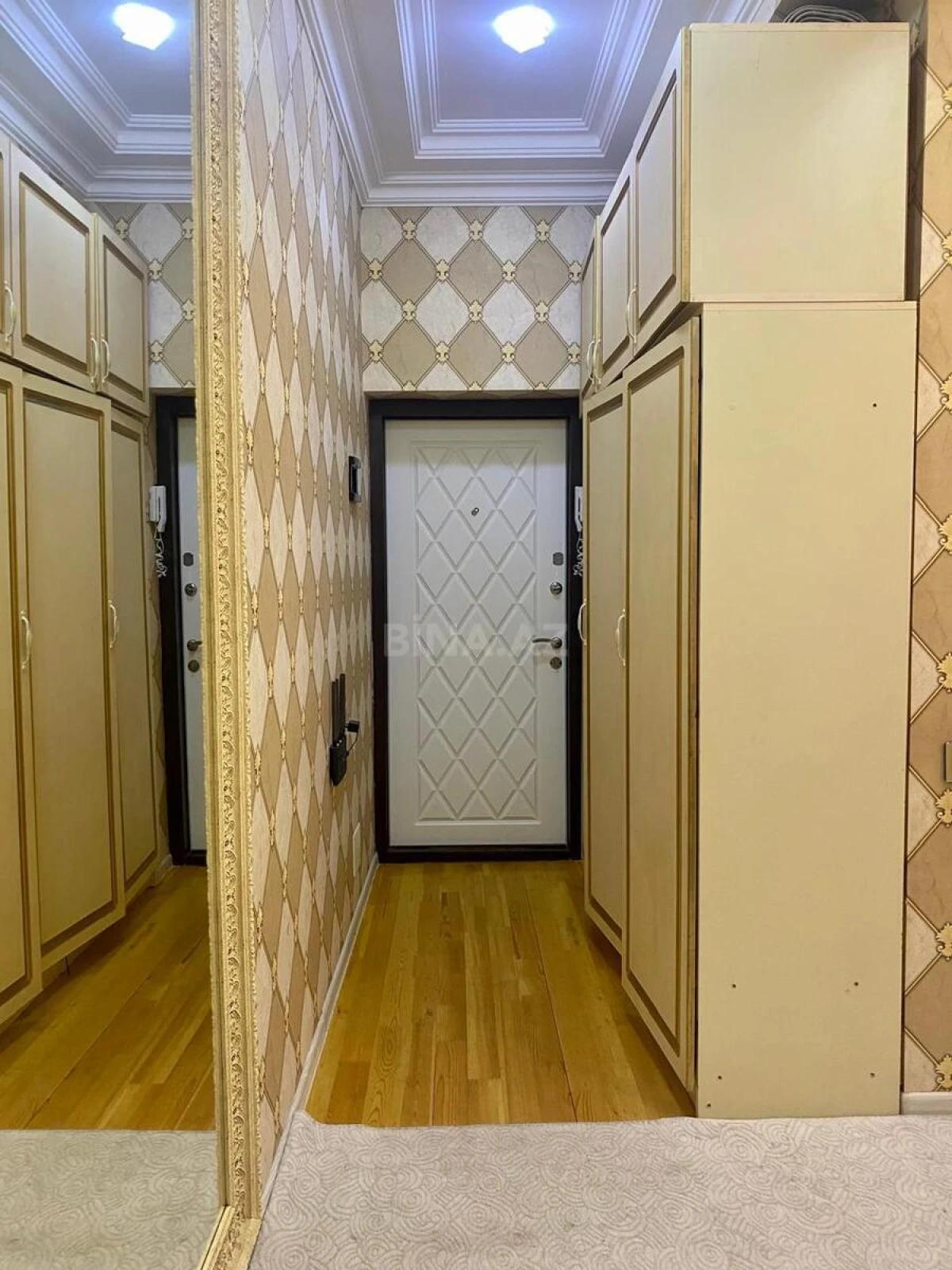 Kirayə verilir 3 otaqlı mənzil 85 m²
