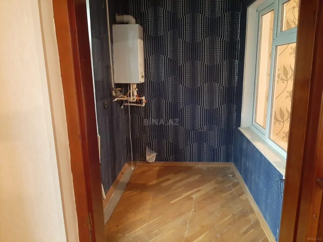 Satılır 4 otaqlı mənzil 110 m²