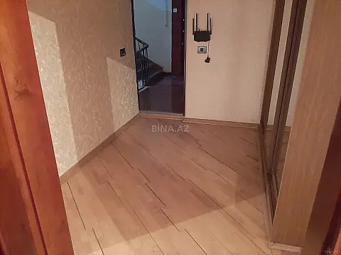 Satılır 4 otaqlı mənzil 110 m²