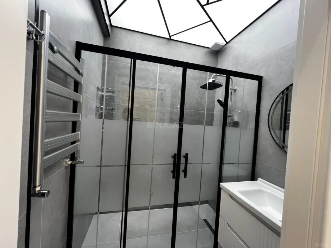 Satılır 3 otaqlı mənzil 105 m²