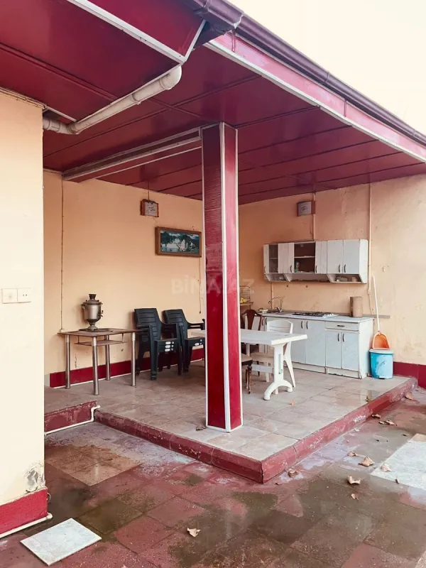 Satılır 5 otaqlı həyət evi 170 m²