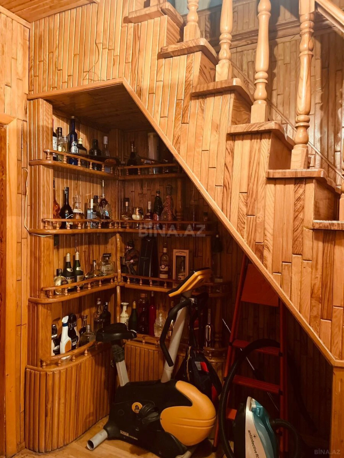 Satılır 5 otaqlı həyət evi 170 m²