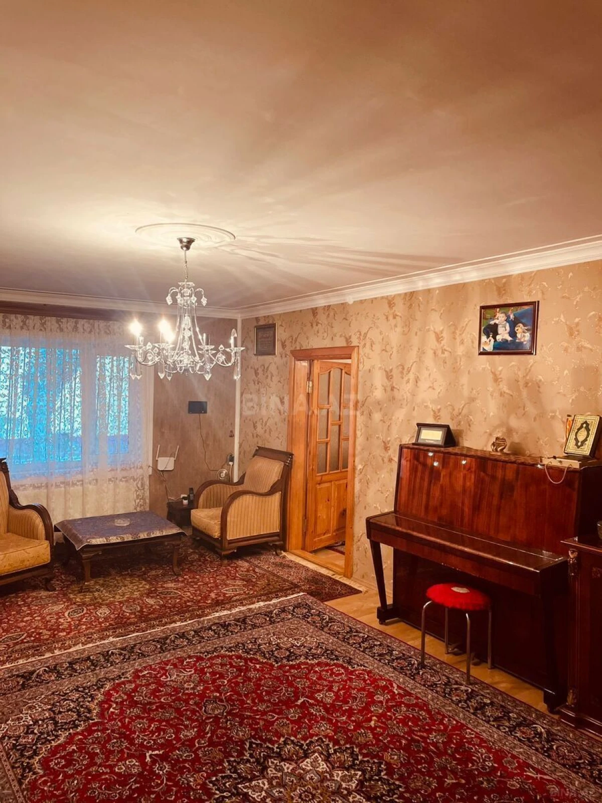 Satılır 5 otaqlı həyət evi 170 m²