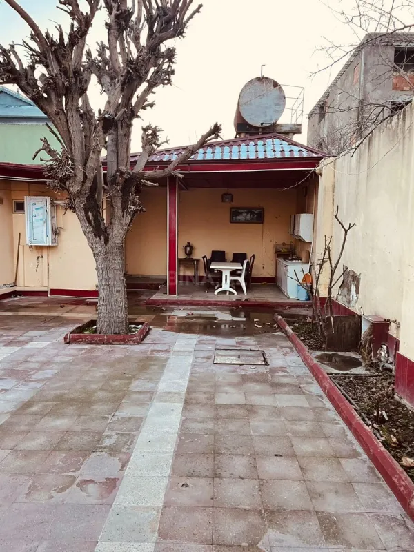 Satılır 5 otaqlı həyət evi 170 m²